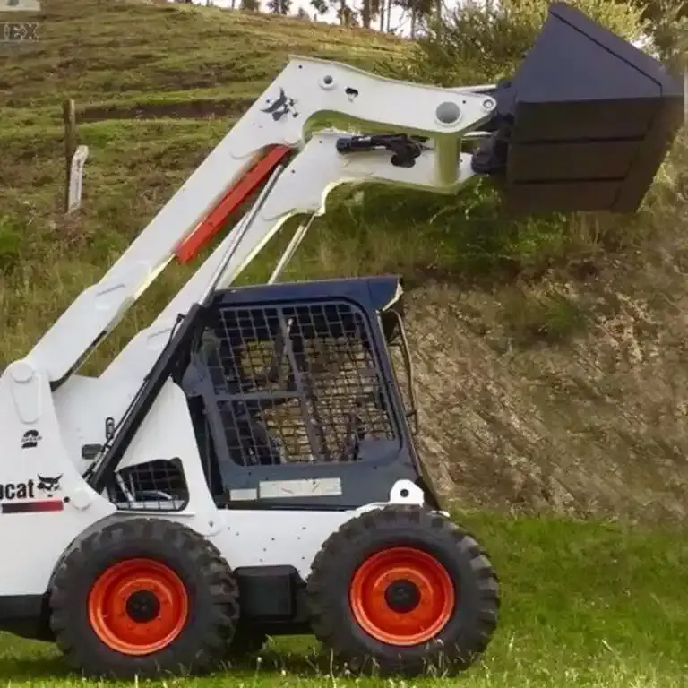 Arriendo de Minicargador 74 Hp. Bobcat modelo S630C en SK Rental con cobertura nacional.